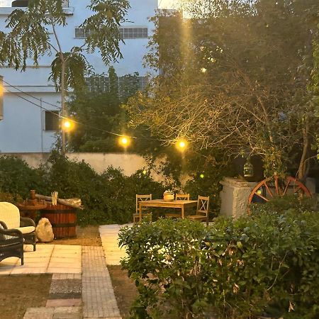 Paola'S Apartment Near Athens Airport สปาตา ภายนอก รูปภาพ
